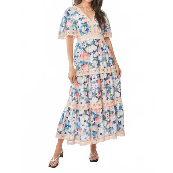 DAVI & DANI Dresses & Skirts - NEW DAVI & DANI floral v-neck maxi dress in blue